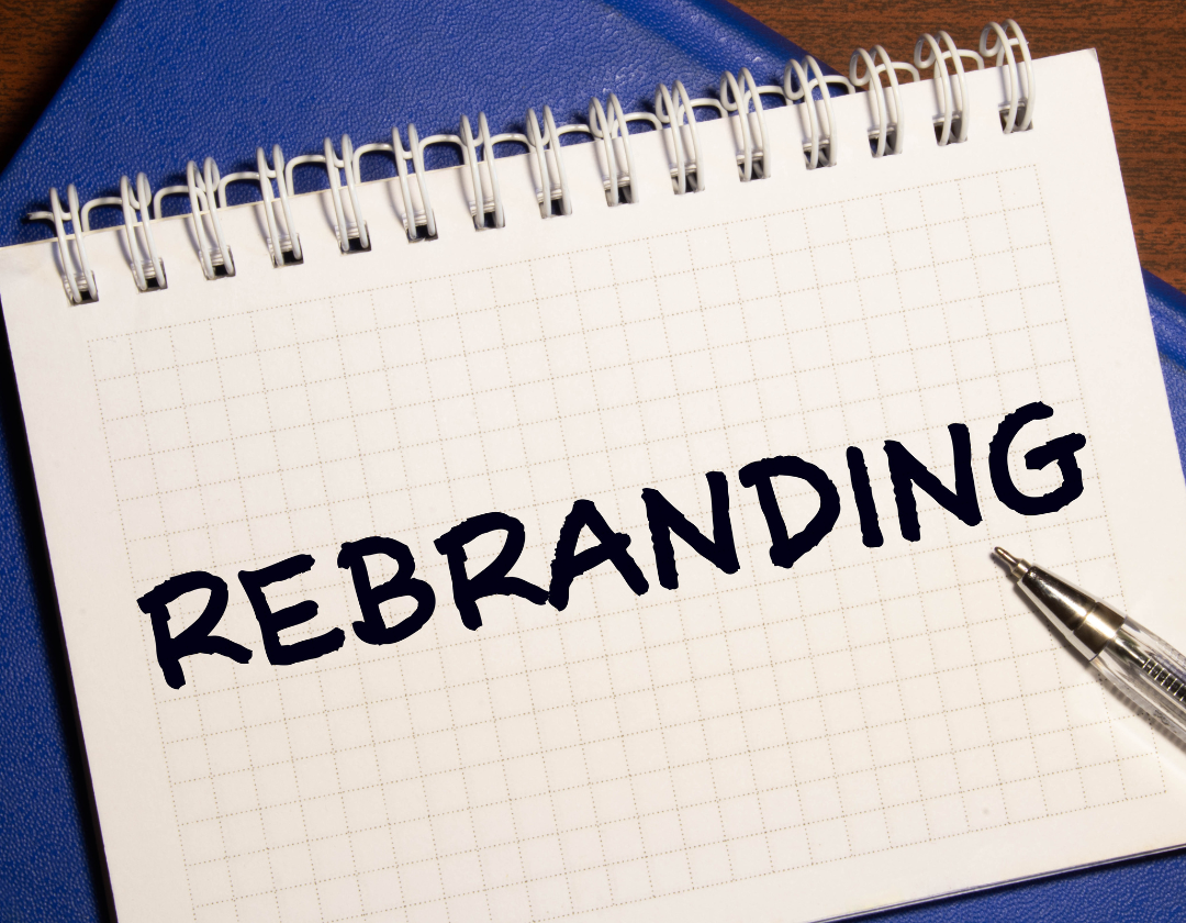 Μάθετε πώς να κάνετε rebranding στα social media το 2025 χωρίς να χάσετε το κοινό σας. Βήματα και tips για επιτυχημένη ανανέωση μάρκας!