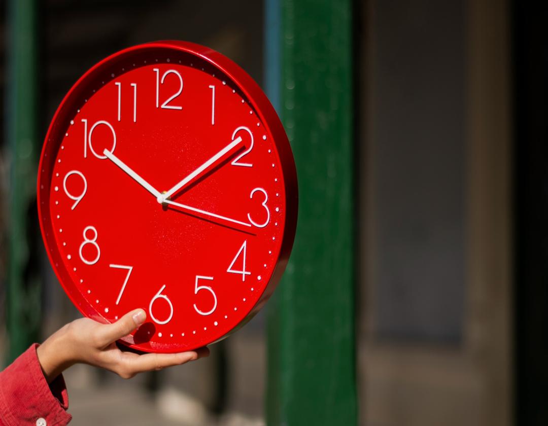 Βρείτε την ιδανική συχνότητα αναρτήσεων στα social media για το brand σας. Αυξήστε engagement 30-50% με τη σωστή στρατηγική.